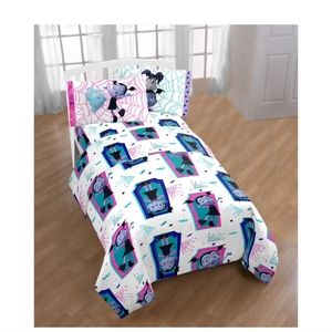 Disney Vampirina "Fangtastic" Kids Sheet Set